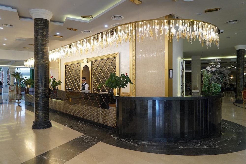 Lobby at Maxwell Resort Hotel & Spa, TERMAL