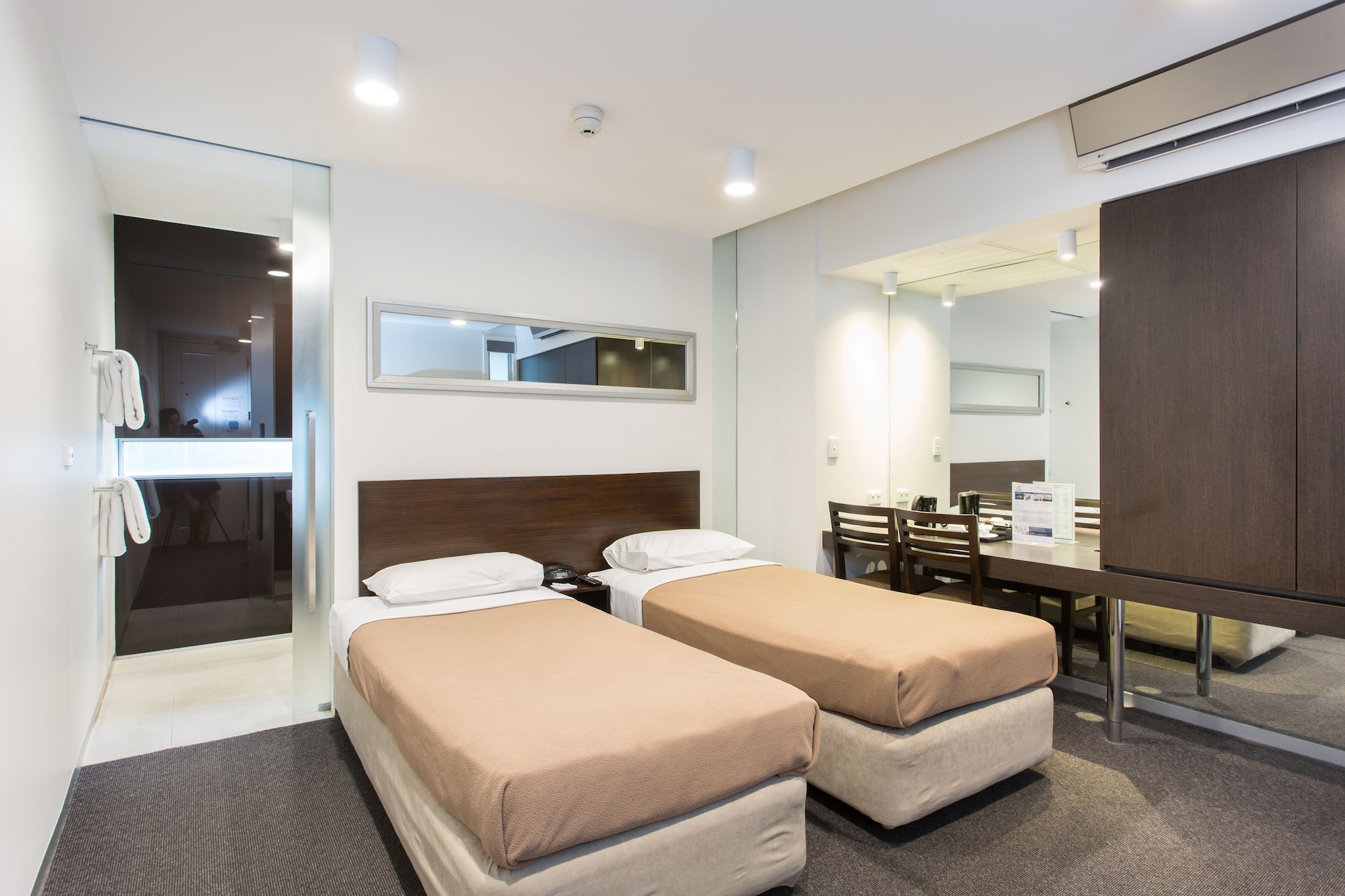 SUPERIOR, TWIN BEDS, NO CLEANING SERVICES