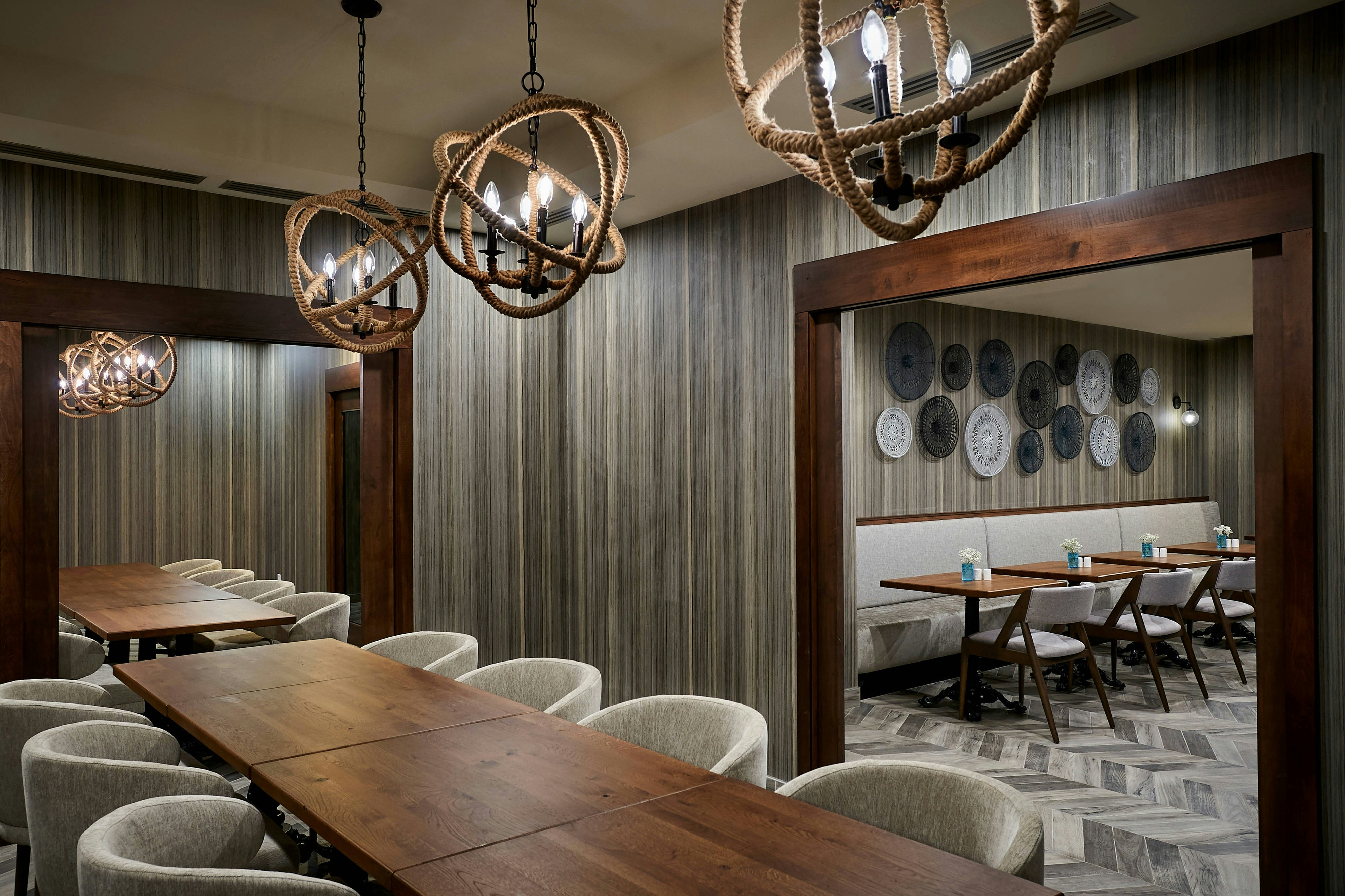Delta Hotels By Marriott Toronto Mississauga 24/32
