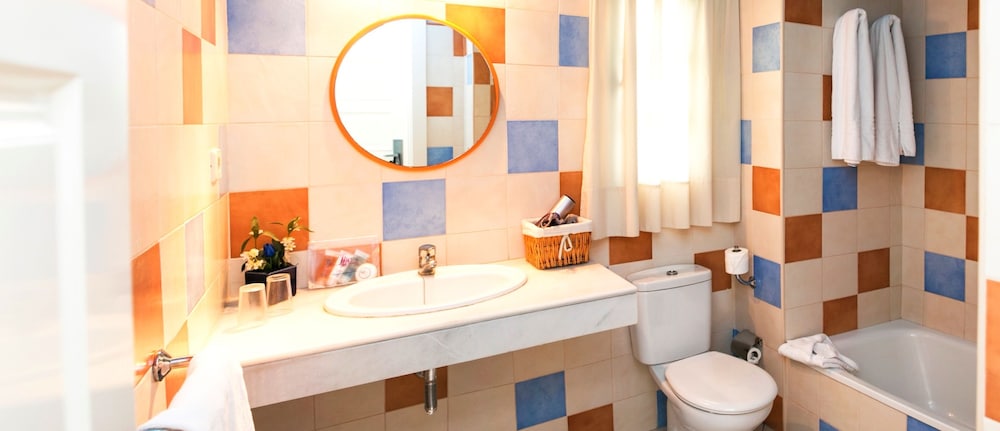 Apartamentos LIVVO Puerto de Mogan 68/71