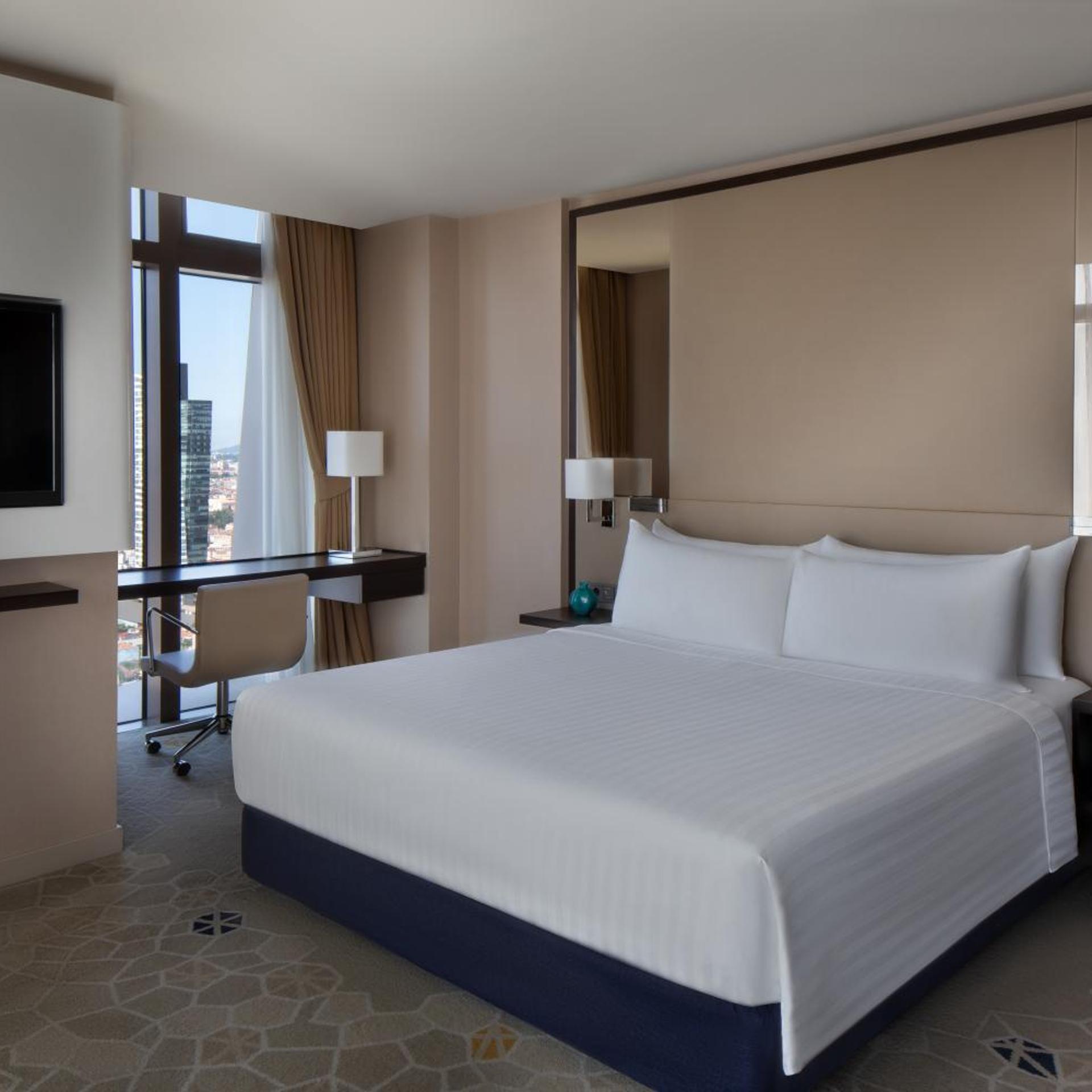 3 Bedrooms, Suite, Executive Lounge Access