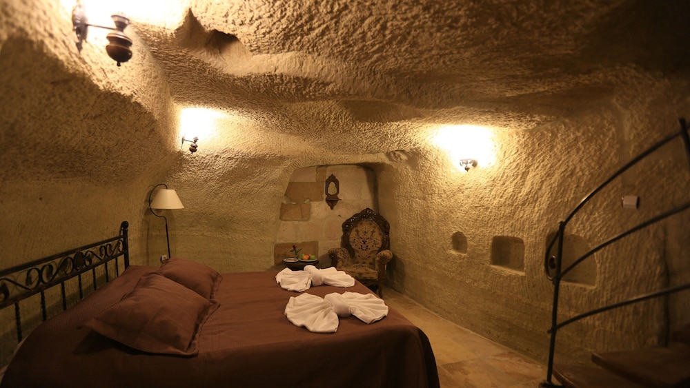 Turquaz Cave Hotel 69/98