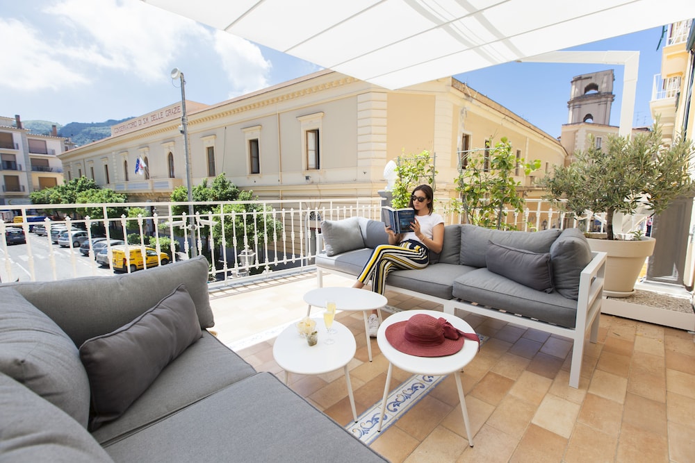 La Piazzetta Guest House 21/41