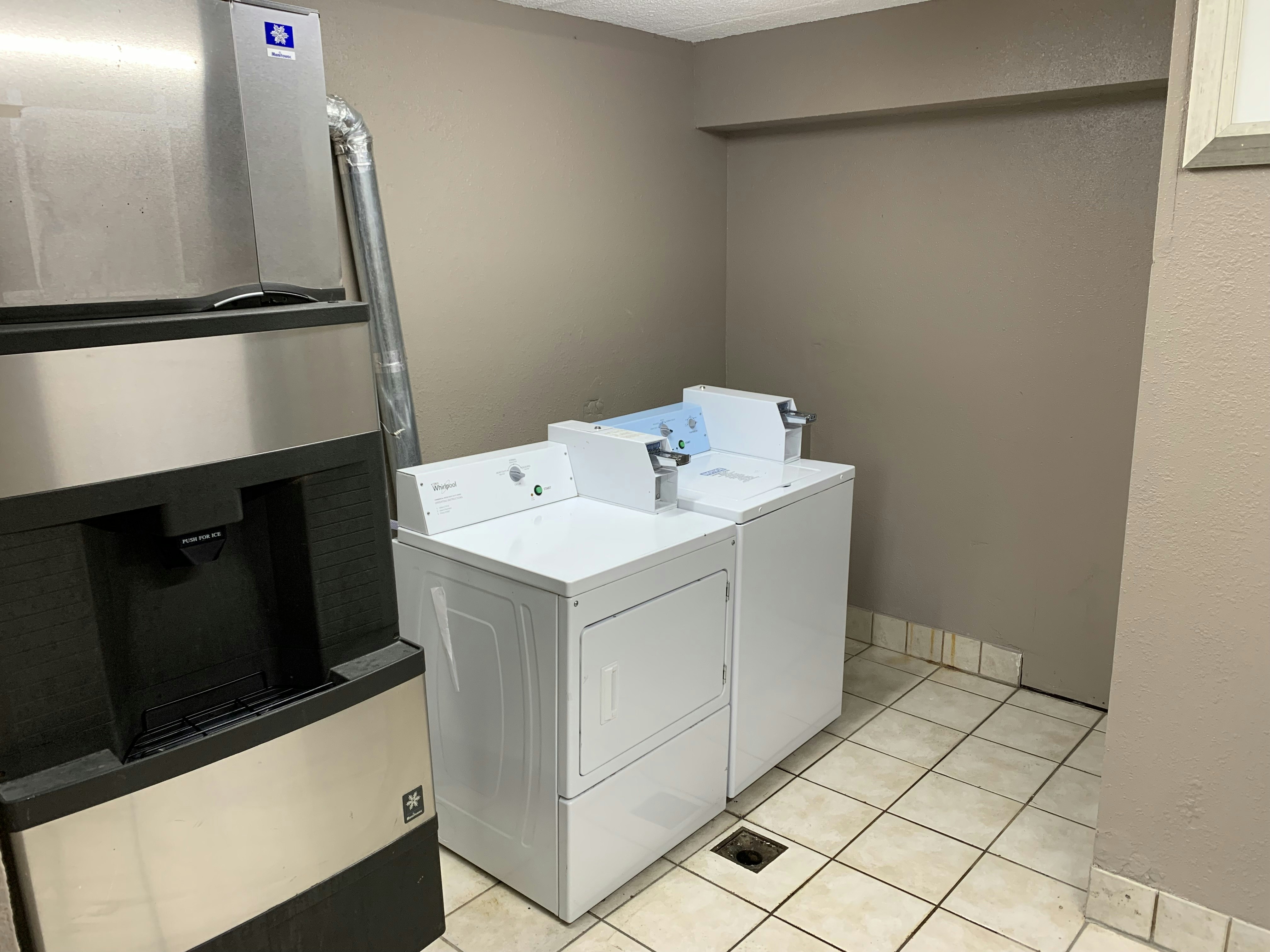 Red Roof Inn Mystic - New London 18/18