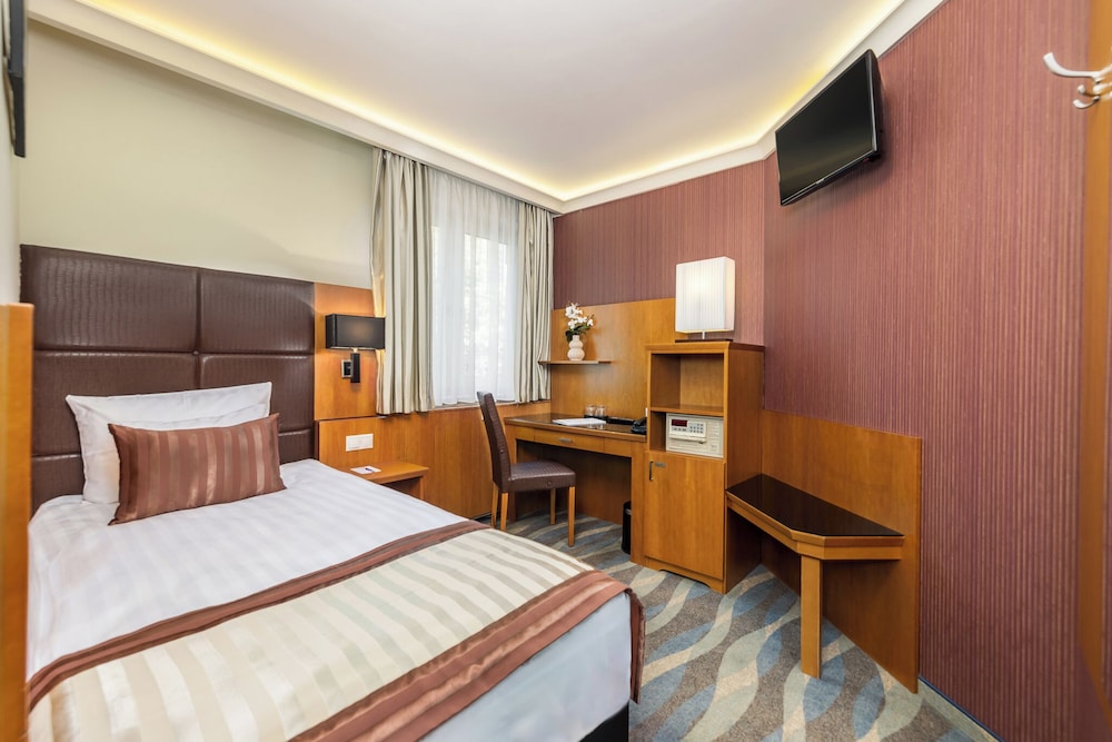 Carlton Hotel Buda Castle 26/64