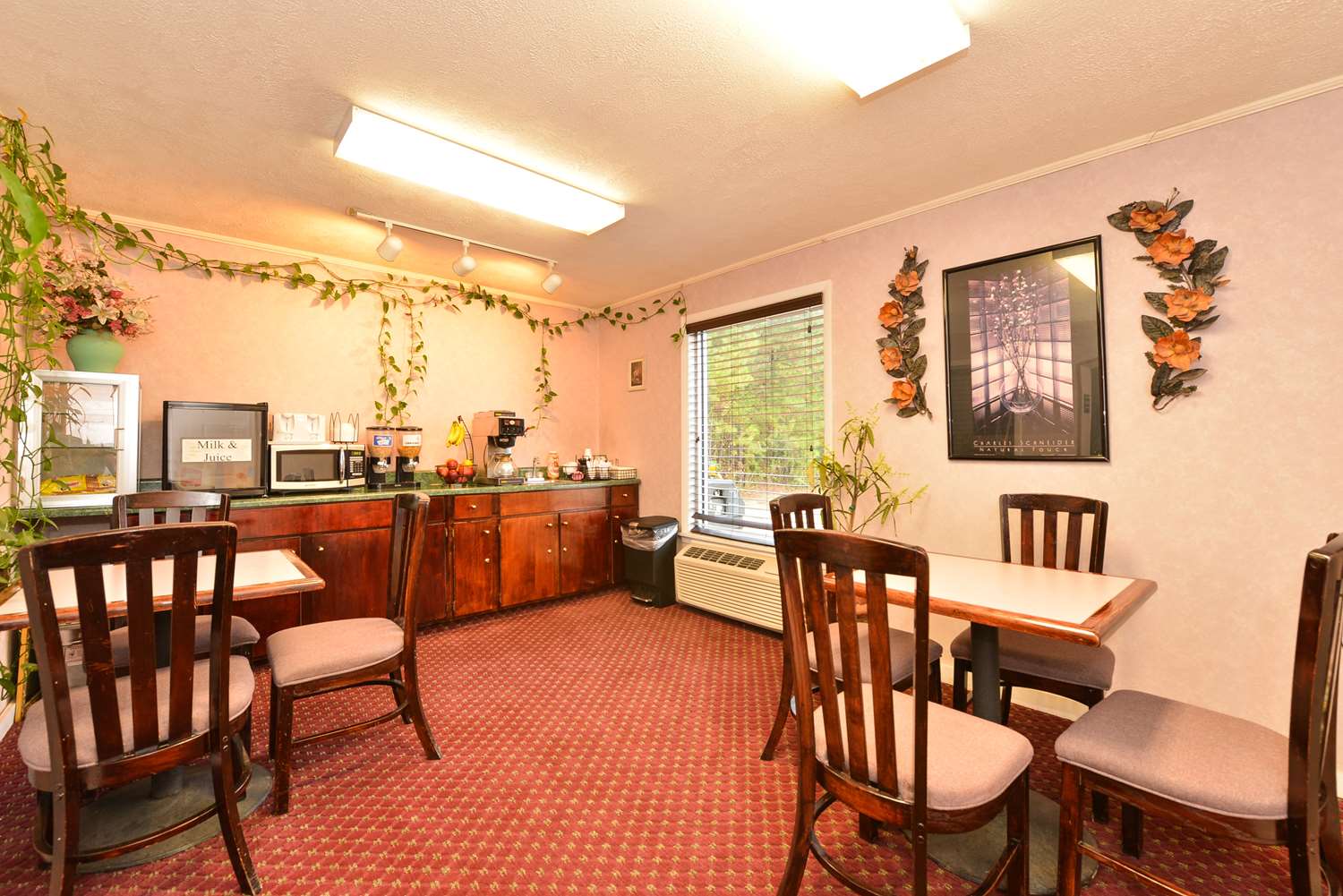 Americas Best Value Inn Heflin 17/23