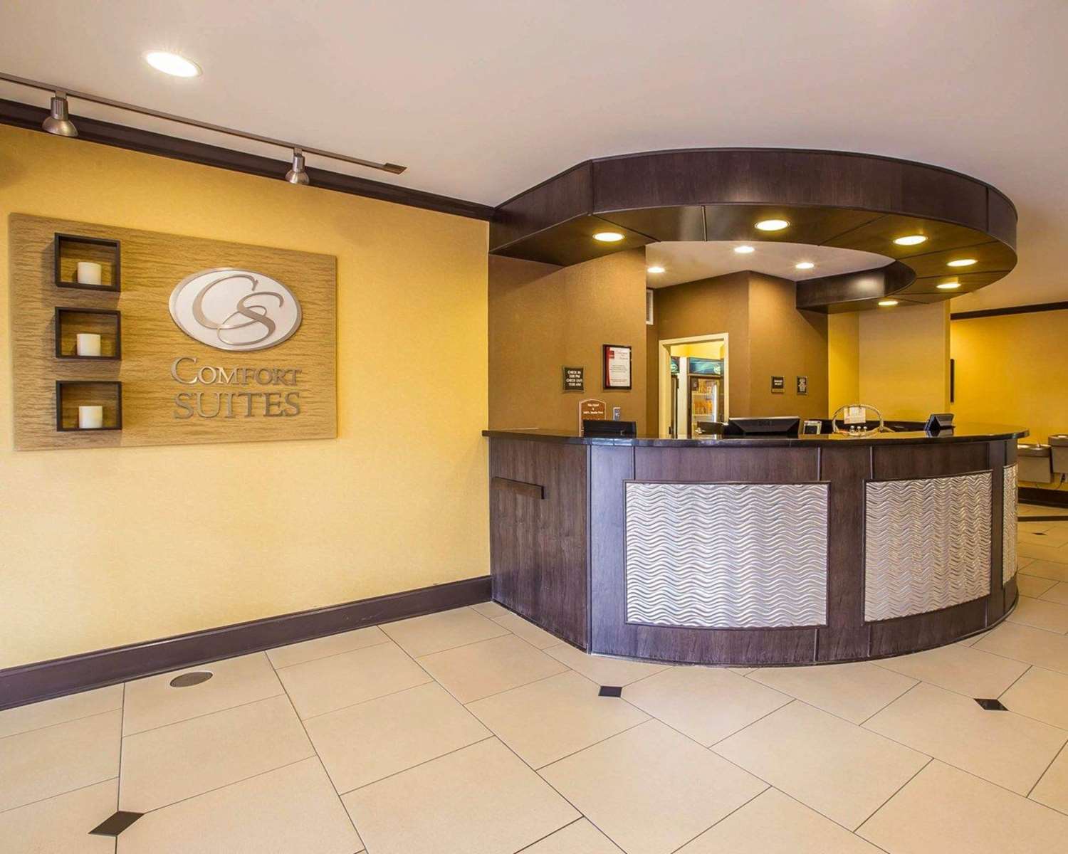 Comfort Suites Simpsonville 1/39