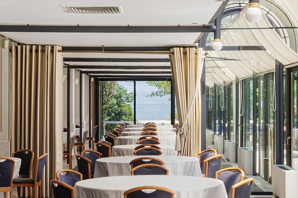 Sun Beach Hotel 40/53