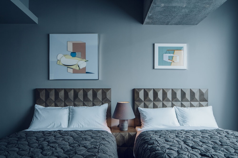 Node Hotel 8/50