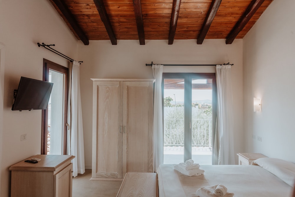 Hotel Village Fior di Sardegna 7/43