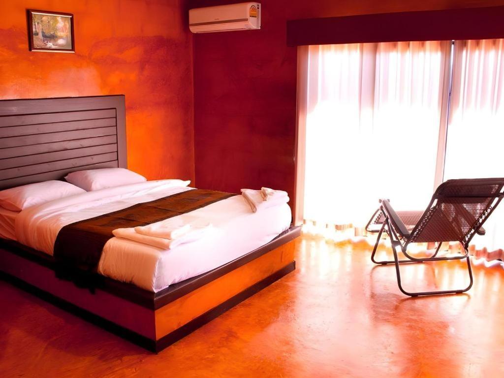 Thaton Hill Resort 9/32