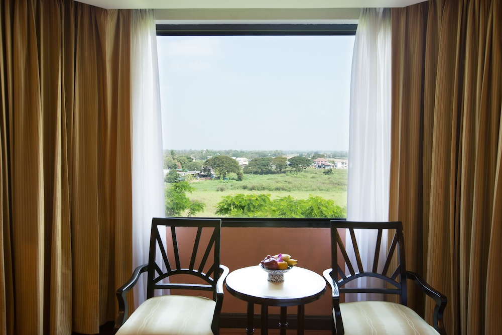 The Imperial Hotel And Convention Centre Phitsanulok 42/67