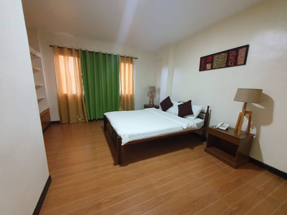 Laciaville Resort And Hotel 11/50