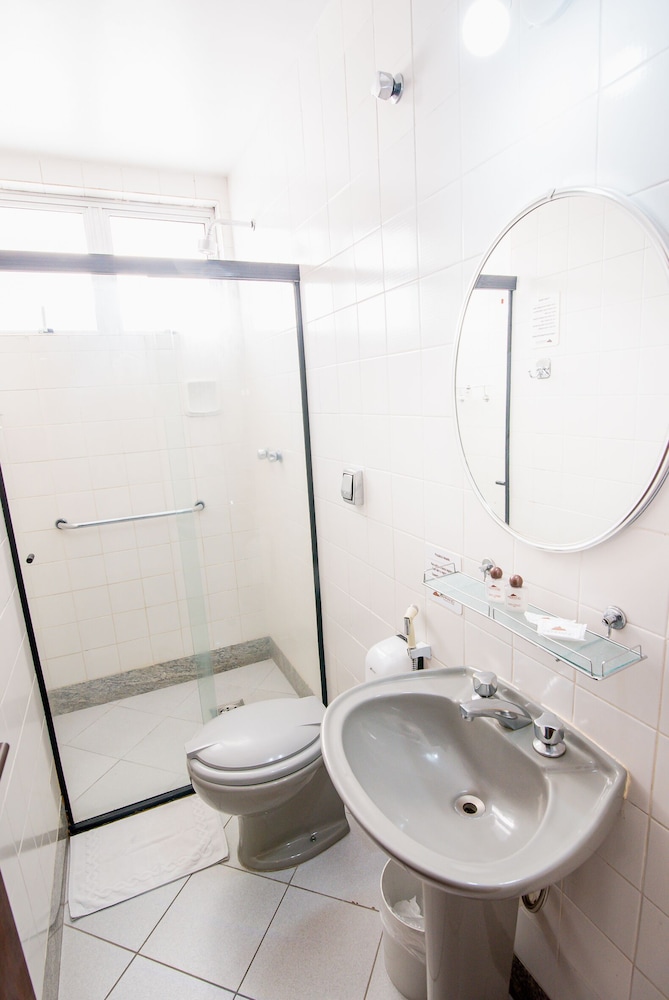 SERRANO RESIDENCIAL HOTEL 14/54