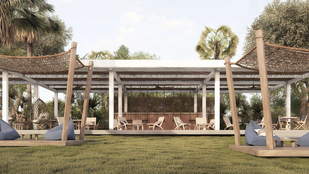 Hyatt Ziva Corfu 8/76