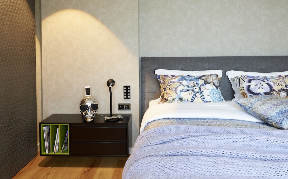 Radisson Blu Hotel Cologne 24/77