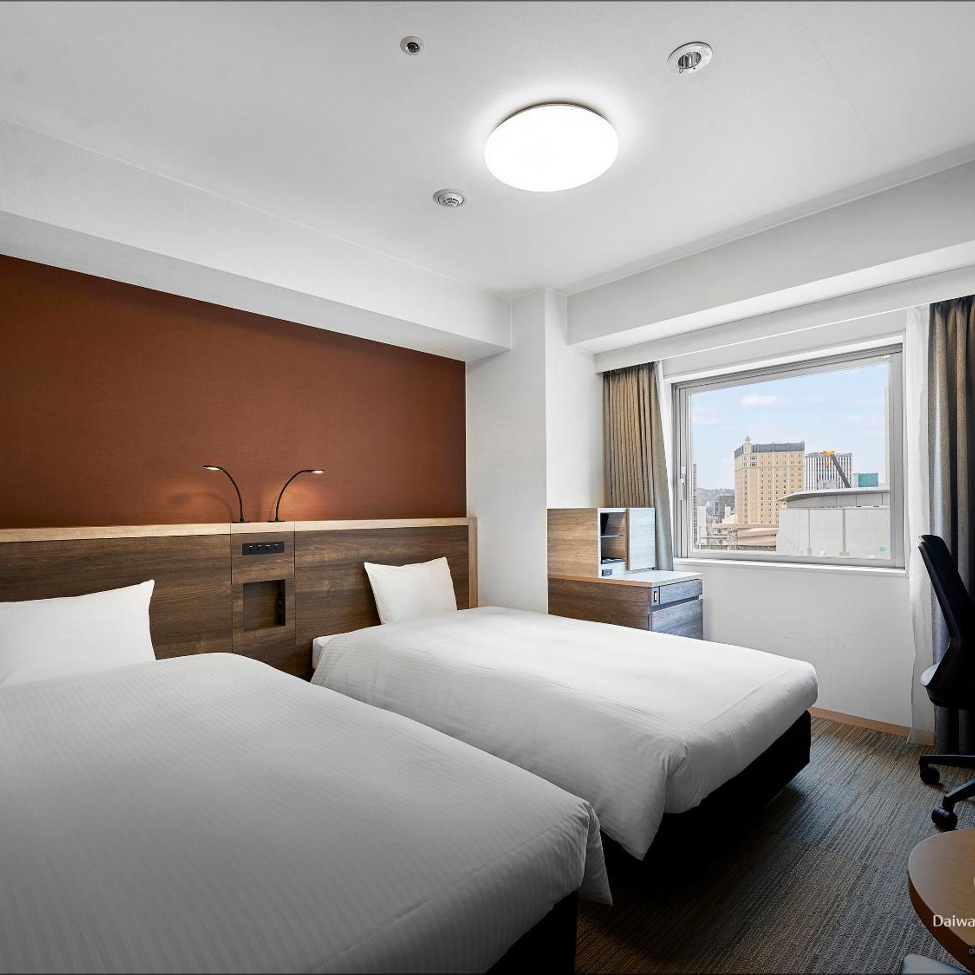 Room, Twin Beds