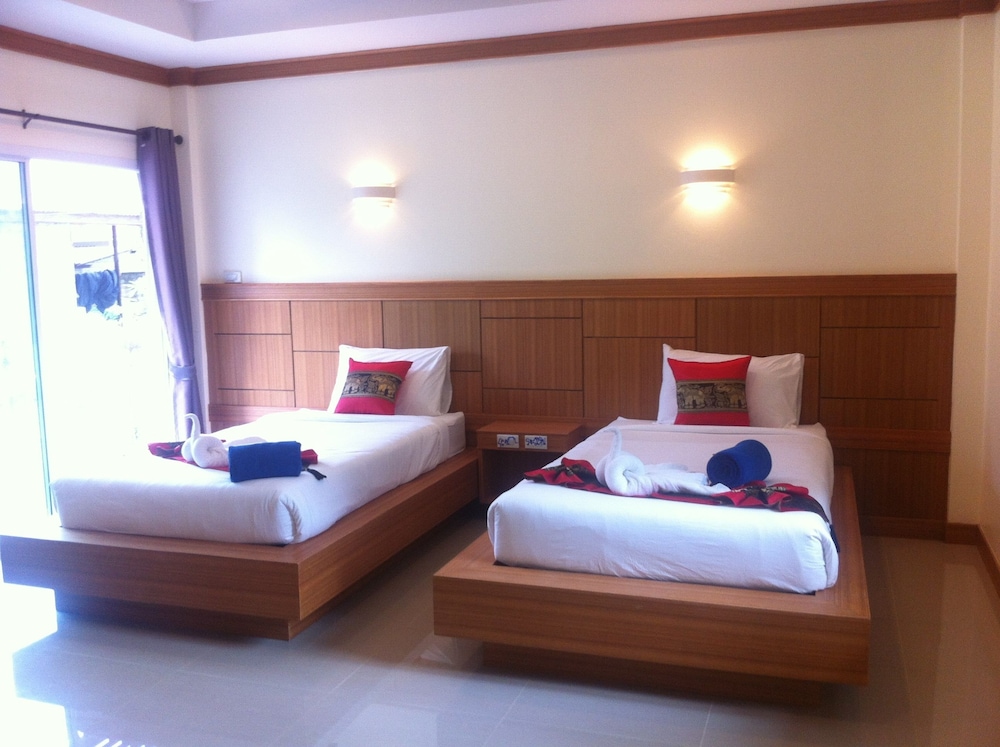 Sea Sand Sun Resort 24/64
