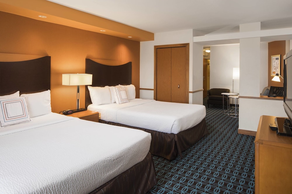 Fairfield Inn And Suites Conway 11/33
