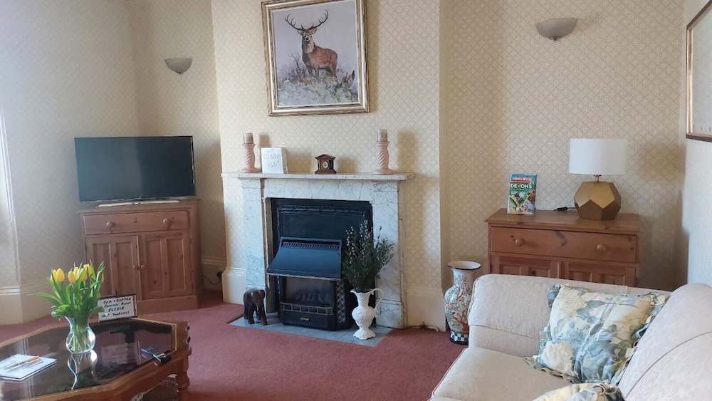 Ashleigh House 28/47