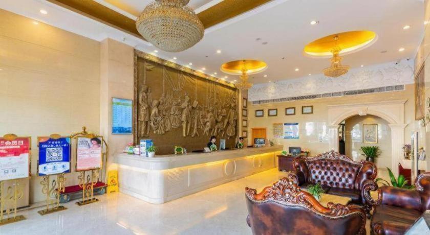 Vienna Hotel (Shenzhen Guanguang Road Foxconn) 13/58