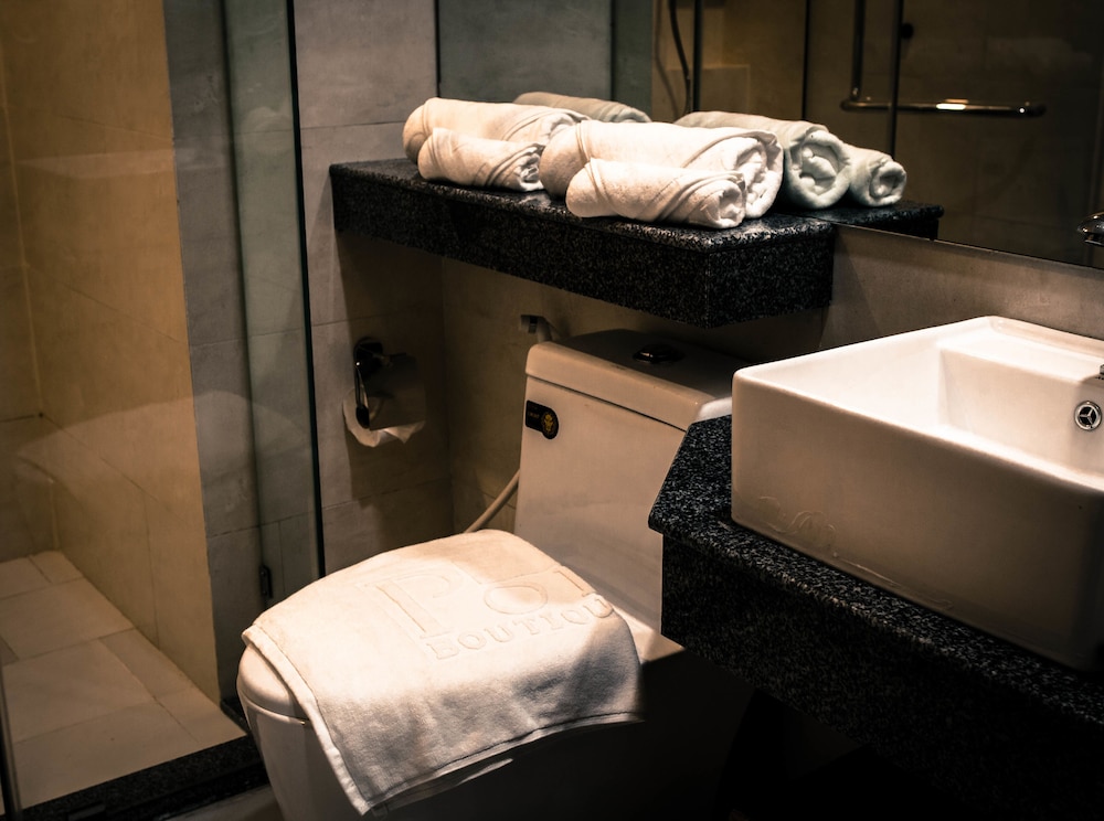 Point Boutique Hotel 50/50