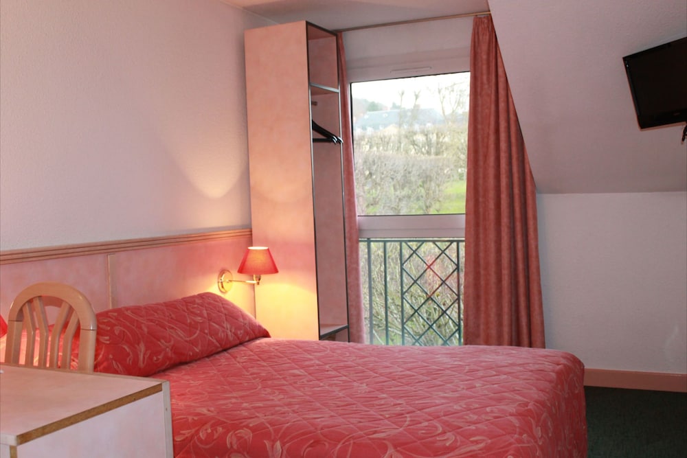 Hotel Le Village 10/22