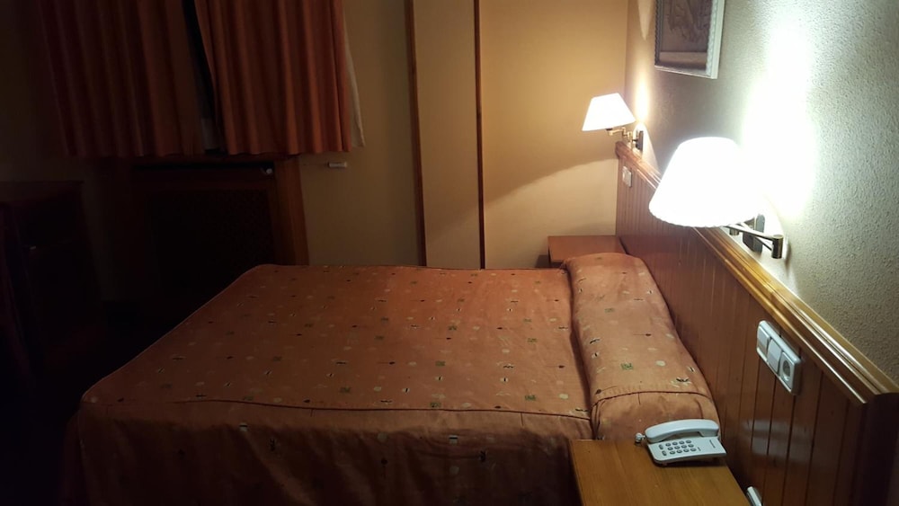 HOTEL DEL SOL 7/19