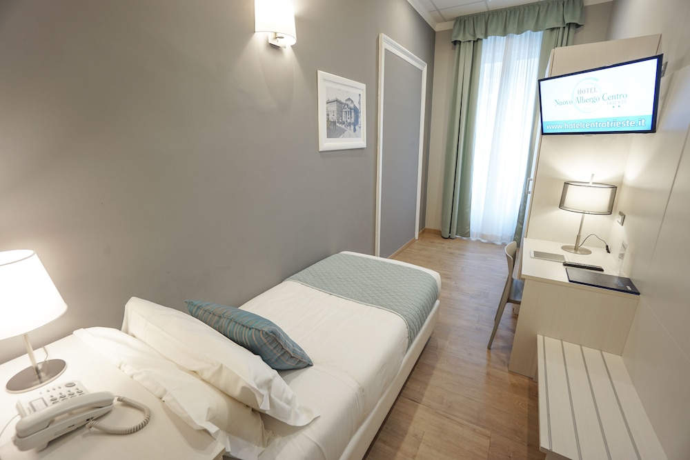 Nuovo Albergo Centro 12/50