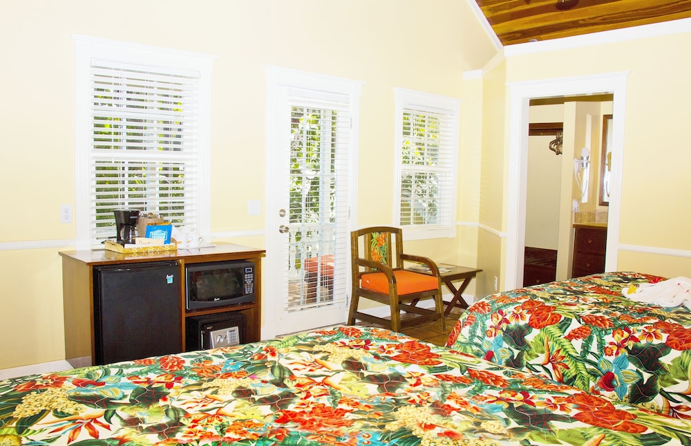 Ramons Village Resort 24/74