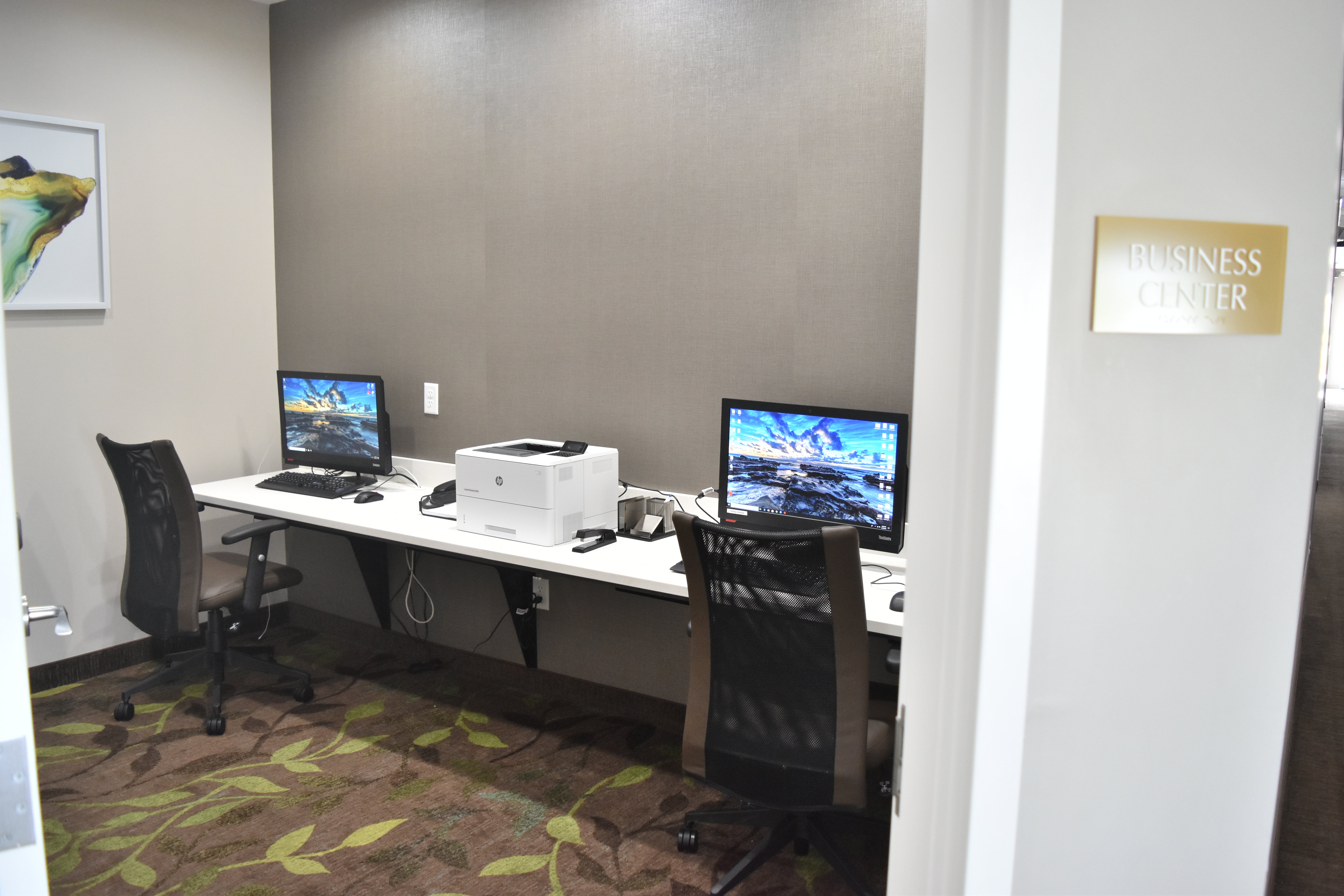 CANDLEWOOD SUITES KANSAS CITY - INDEPENDENCE 52/63