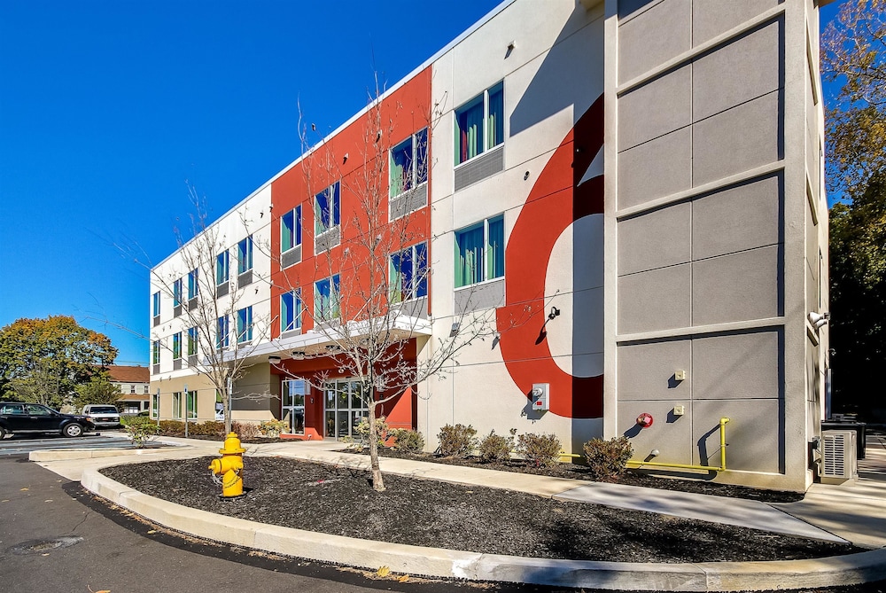 Motel6 Allentown, PA 39/45
