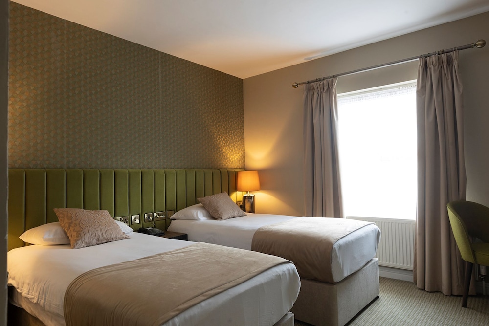 CAHIR HOUSE HOTEL 19/54