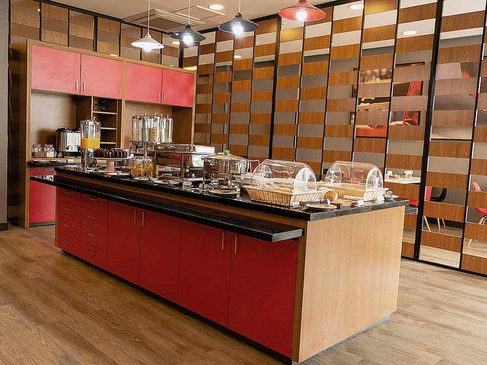 Ibis Budget - Circuito da Fe 13/50