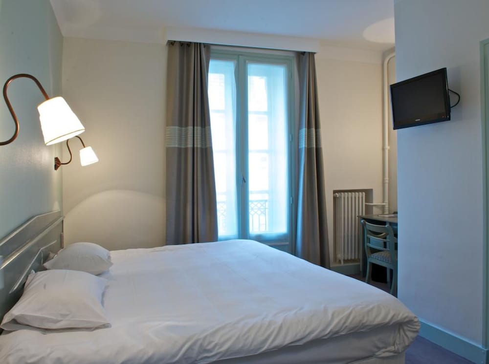 Inter Hotel Le Roncevaux 7/30