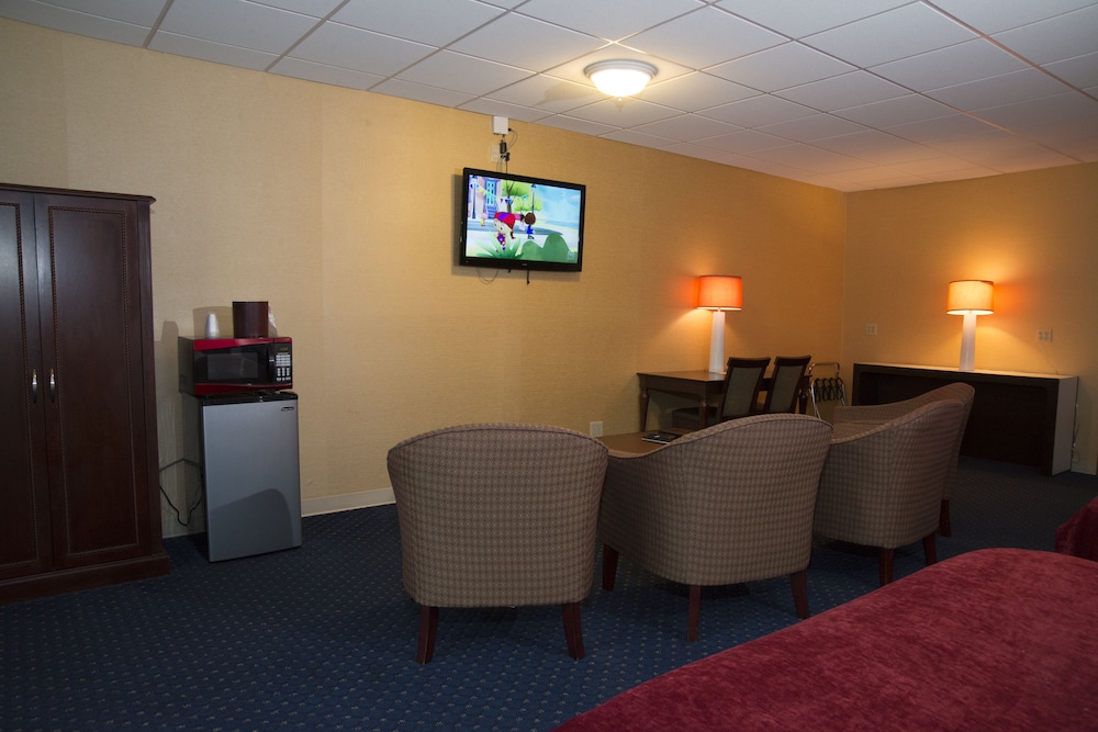Hampton Falls Inn 31/44