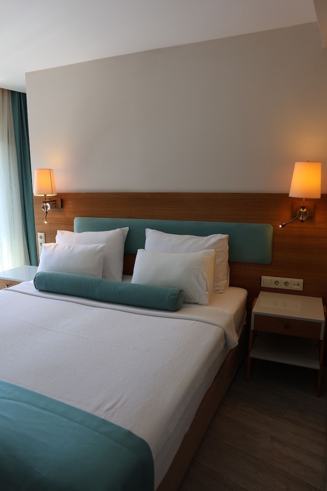 Sardinia Hotel 16/50