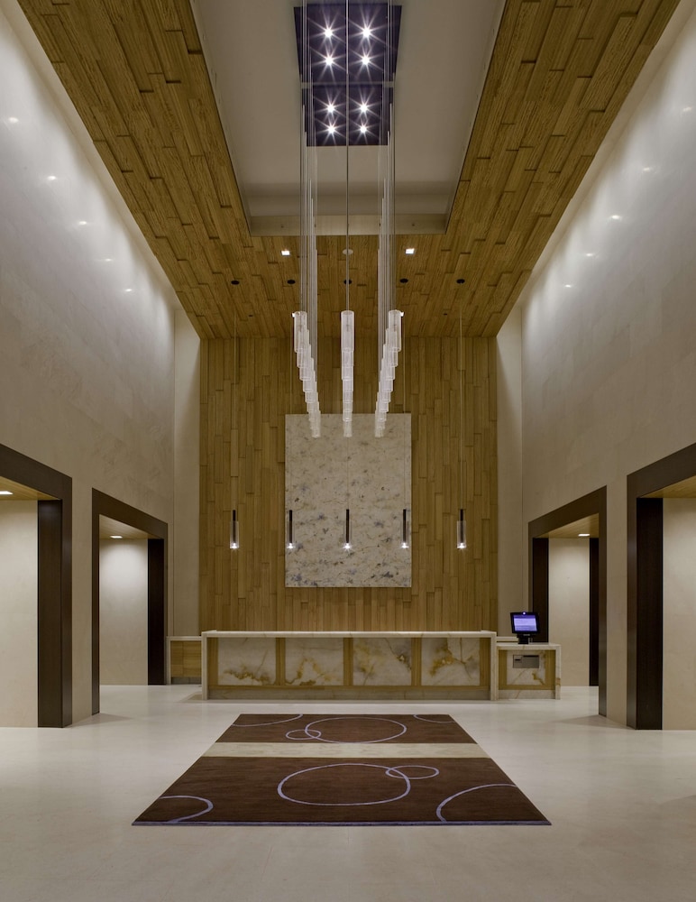 Hyatt At Olive 8 11/69