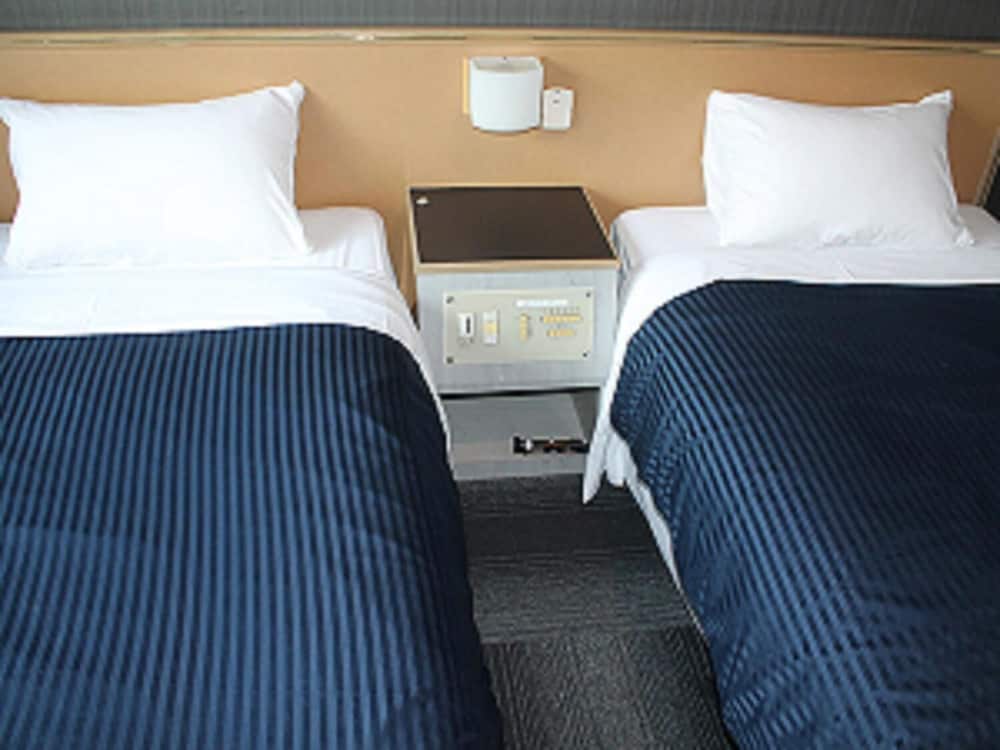 Hotel Livemax Budget Namba 12/30
