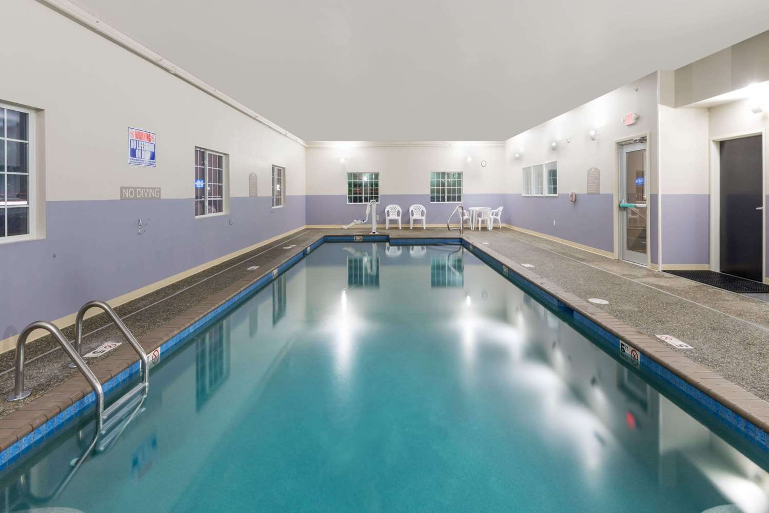 Microtel Inn & Suites By Wyndham Windham 13/41