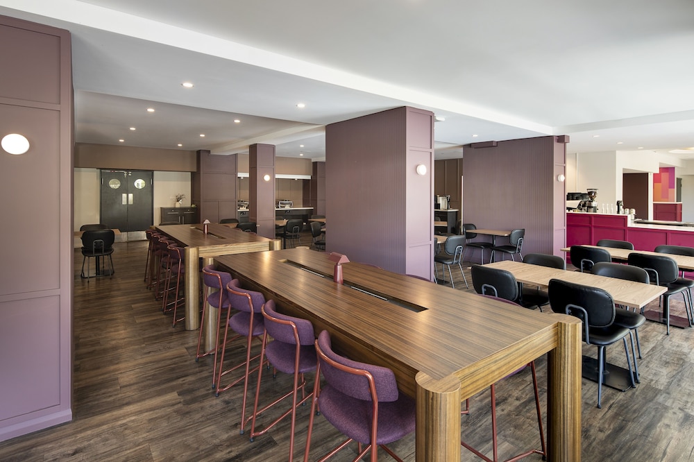 Mercure Perth on Hay 37/50