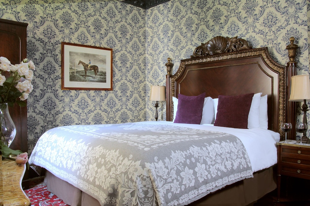 CAL, DELUXE, KING BED