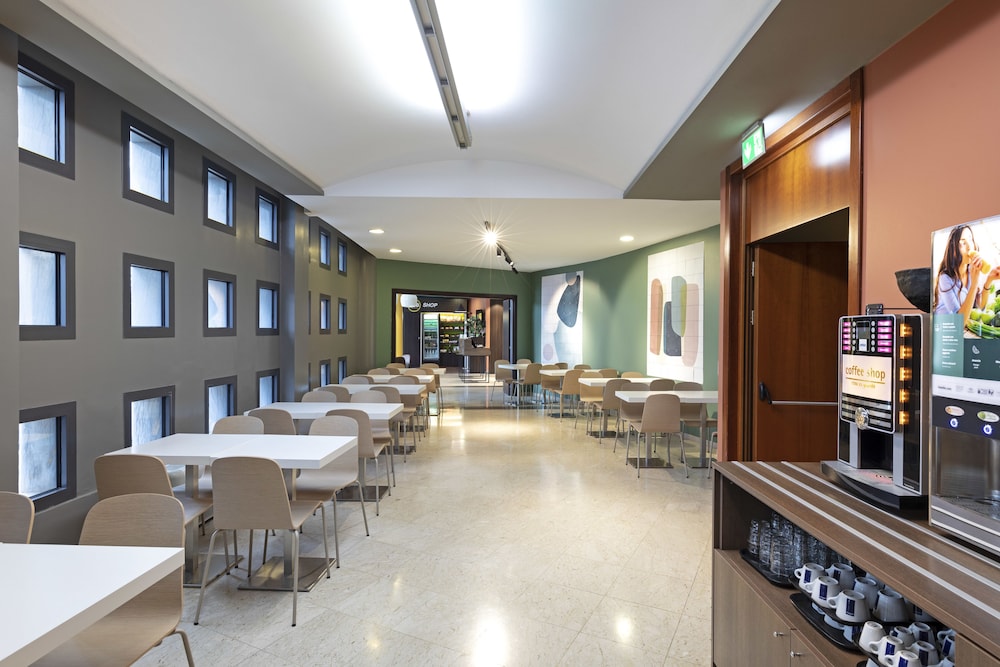 B&B HOTEL Pisa Airport 44/51