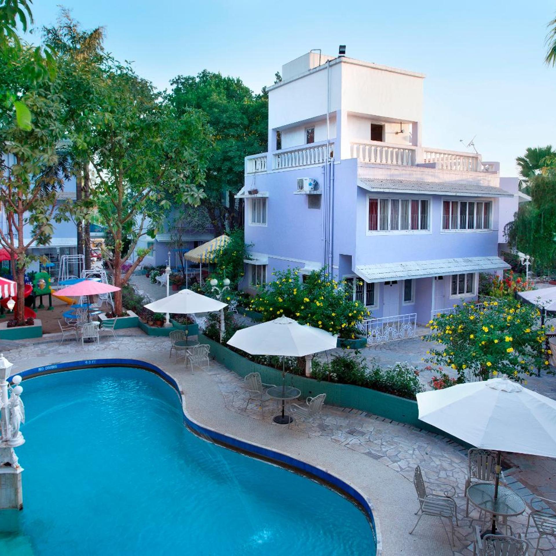 Avion Holiday Resort 36/38