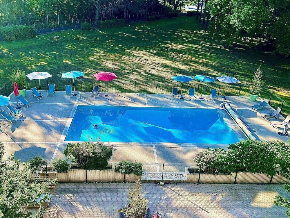 Mercure Brive 46/49