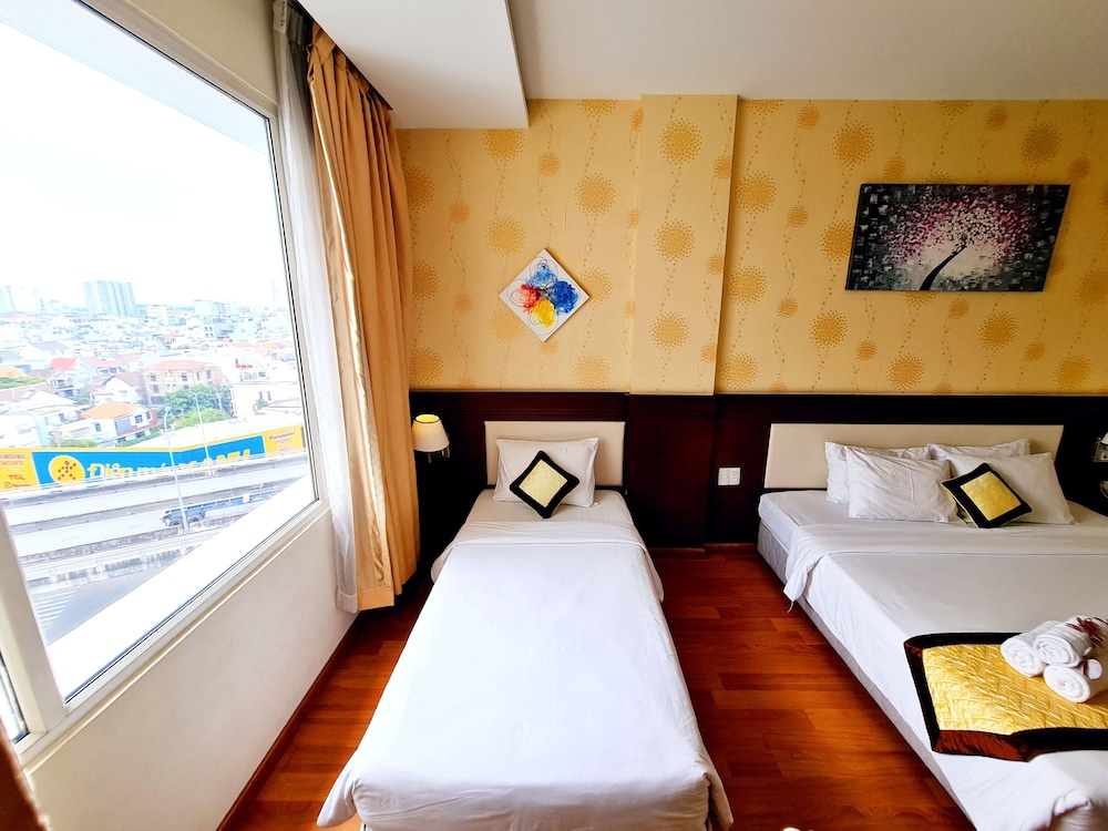 Happy Life Hotel 32/86