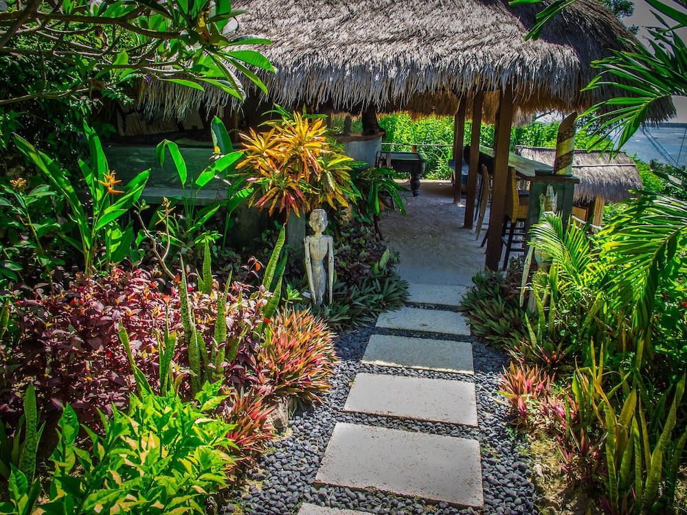 Twin Island Villas And Dive Resort 59/76