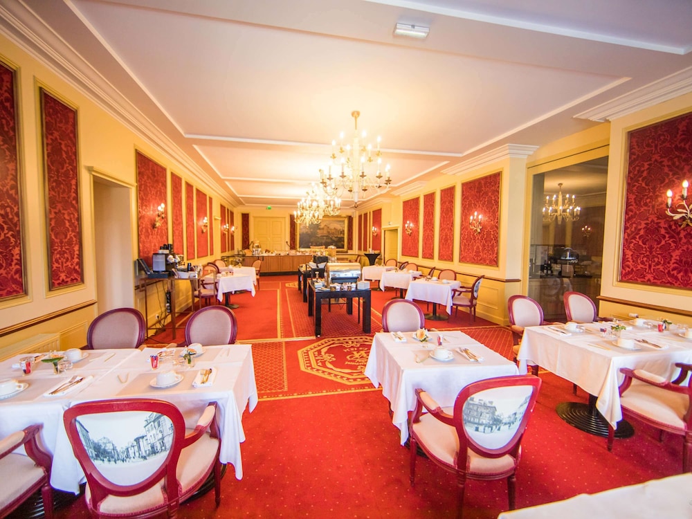 Mercure Moulins Centre Hotel de Paris 56/75
