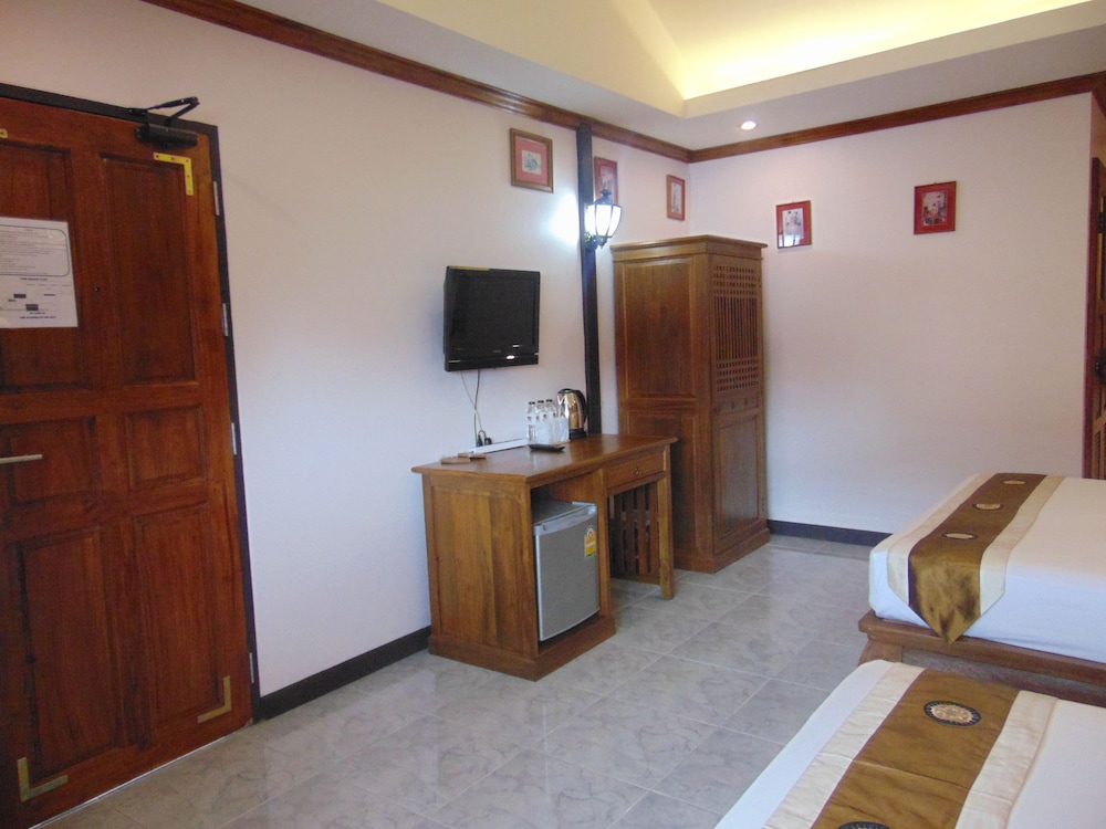 Pha Thai House 11/50