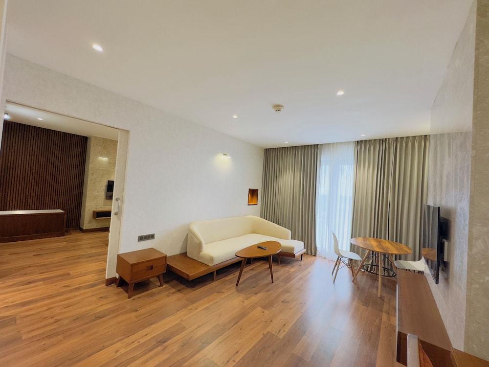 Gokulam Grand Hotel Kozhikode 22/37